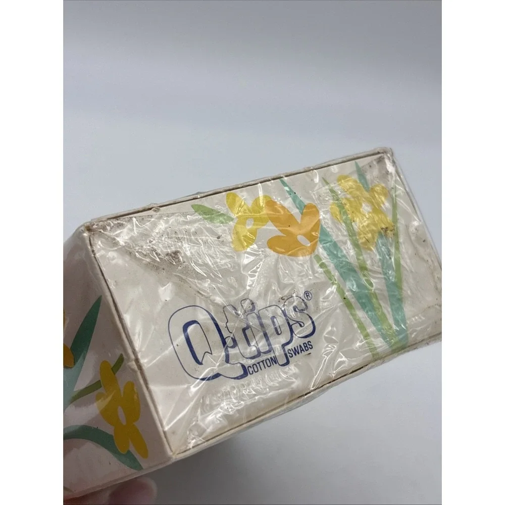 vintage Q-tips vanity pack floral box 90